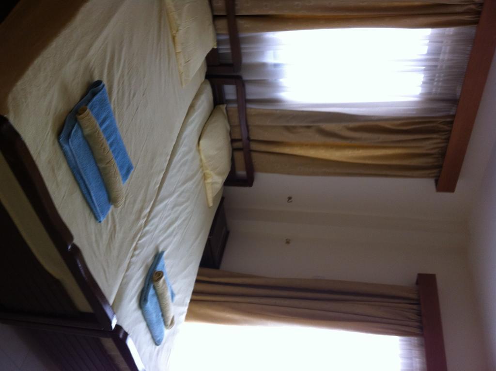 Zakos Court Apartments Larnaca Bagian luar foto